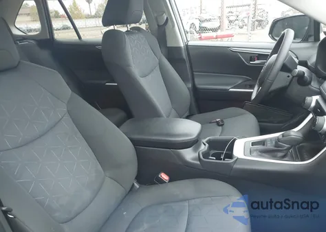 2024 Toyota Rav4 Xle z USA, uszkodzony, nr VIN 2T3P1RFV7RW454936